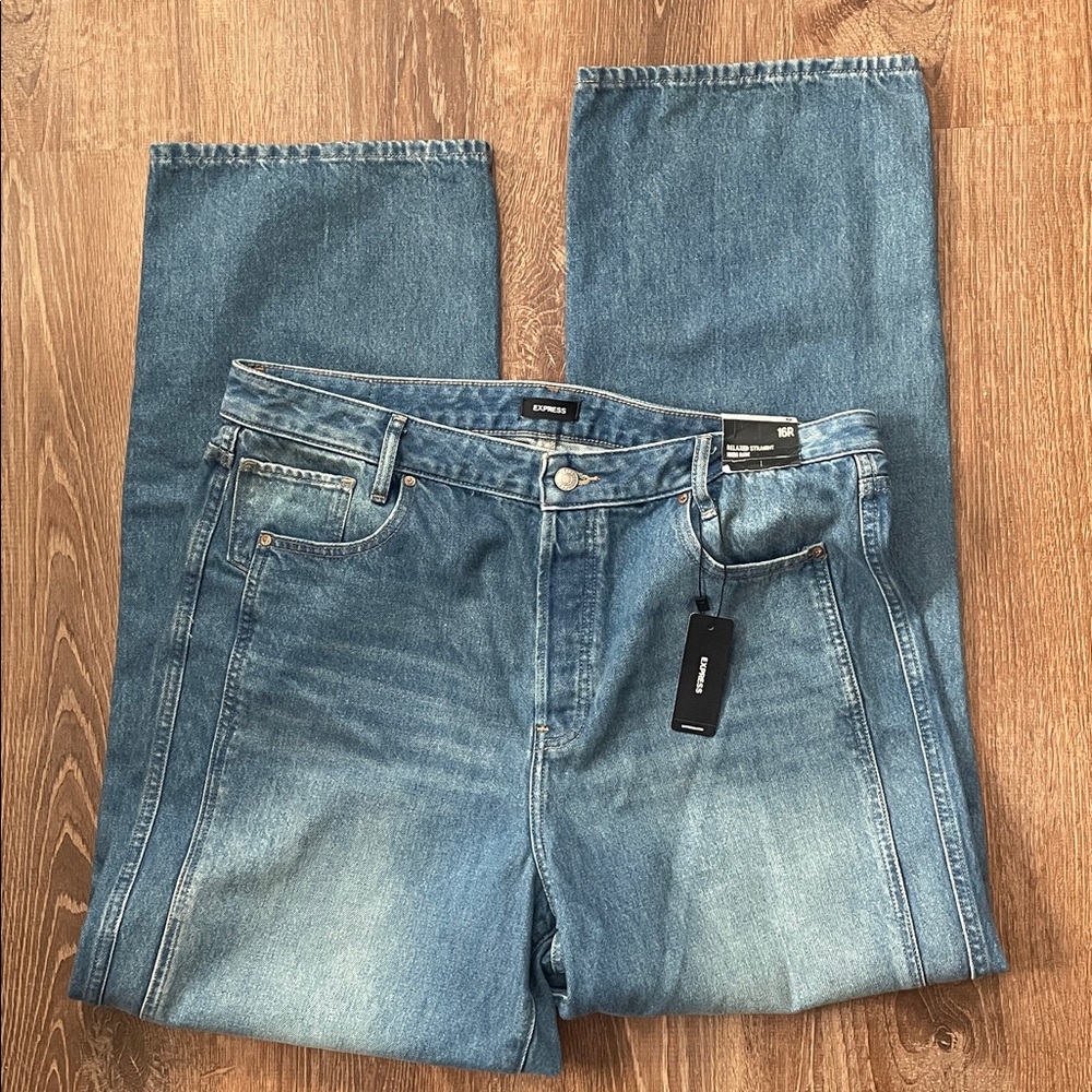 NWT Express Women's Relaxed Straight High Rise Jeans Blue 16R Rachel Green Trend